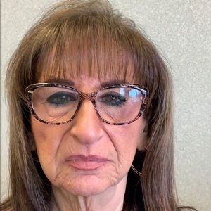 Meet your Posher, Joanne